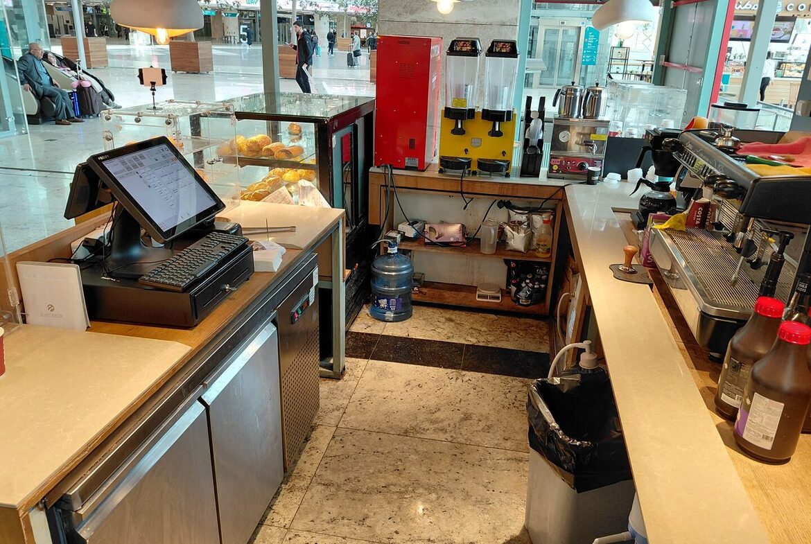 kiosk 4 Ankara YHT Garı Devren Kiralık Kafe – Peron Katı Kiosk Fırsatı