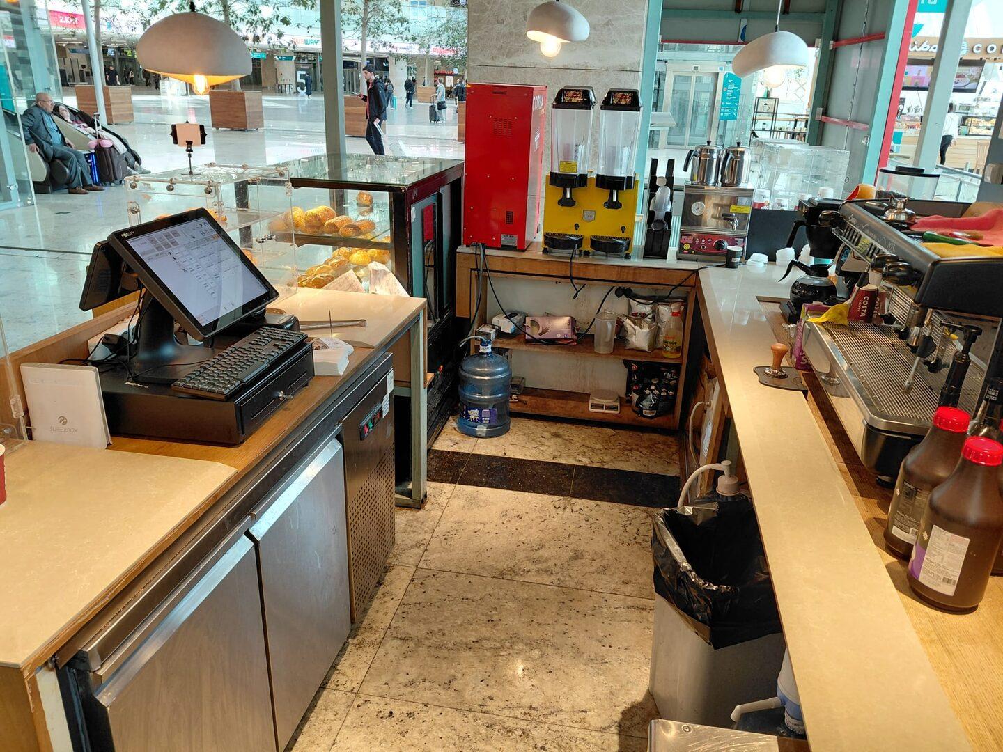 kiosk 4 Ankara YHT Garı Devren Kiralık Kafe – Peron Katı Kiosk Fırsatı