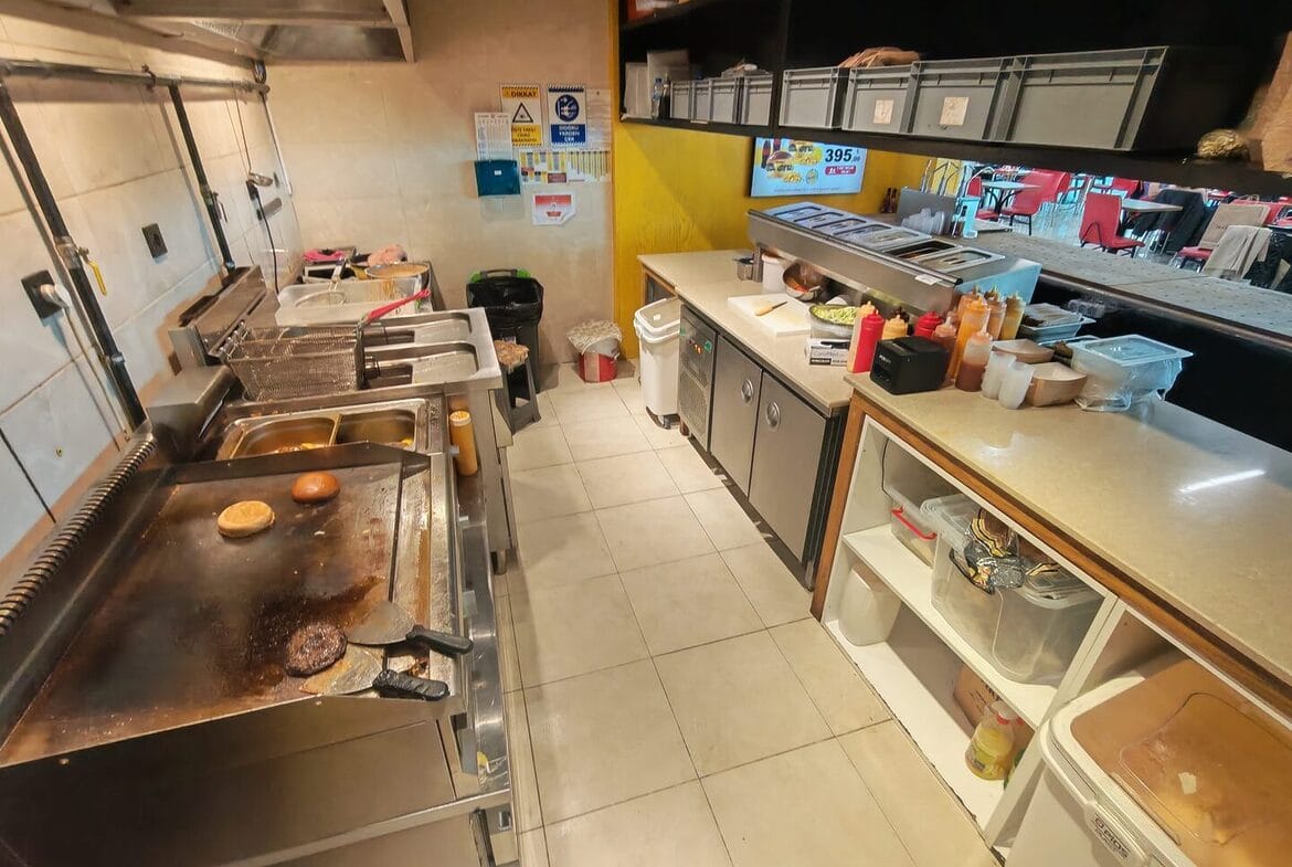 mamas 1 Ankara YHT Garı Food Court Katında Devren Kiralık 60 m² Restoran & Marka