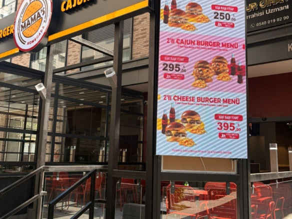Caddebostan Cadde Üzeri Devren Kiralık 160m² Restoran / Mama’s Burger