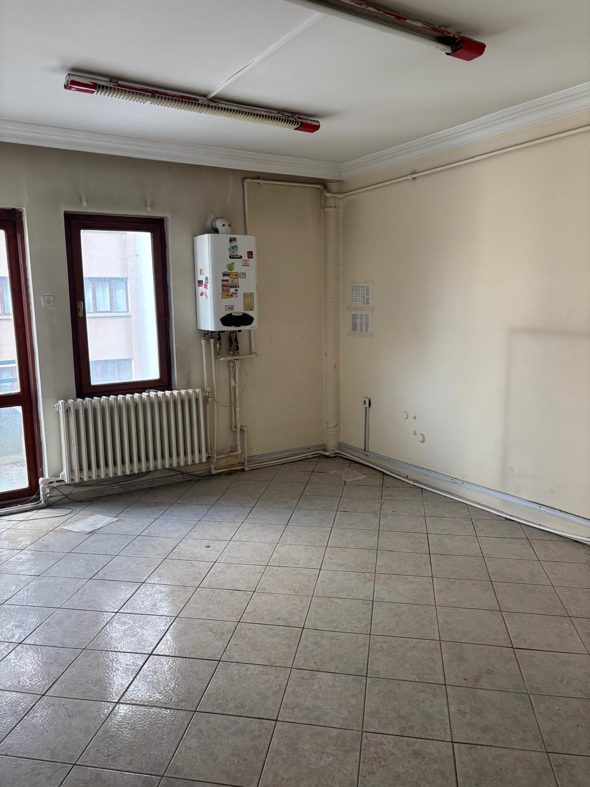 Öveçler lizbon caddesi kiralık ofis